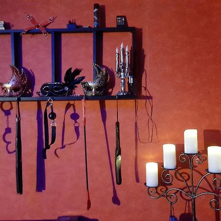Love Room Le Rouge Et Noir 바 외부 사진