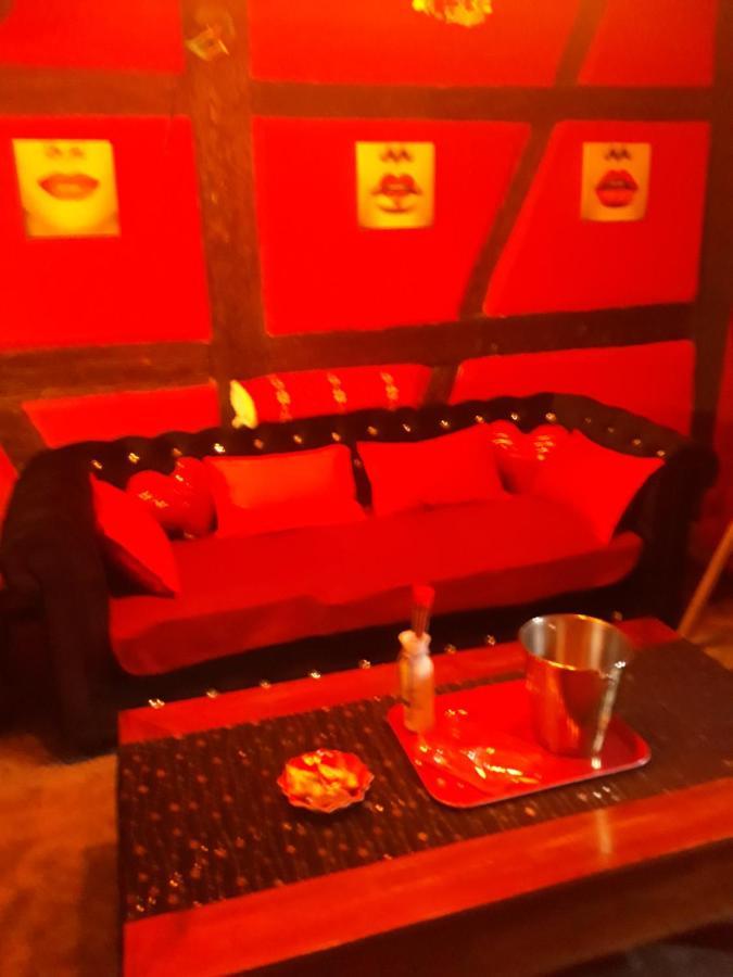 Love Room Le Rouge Et Noir 바 외부 사진
